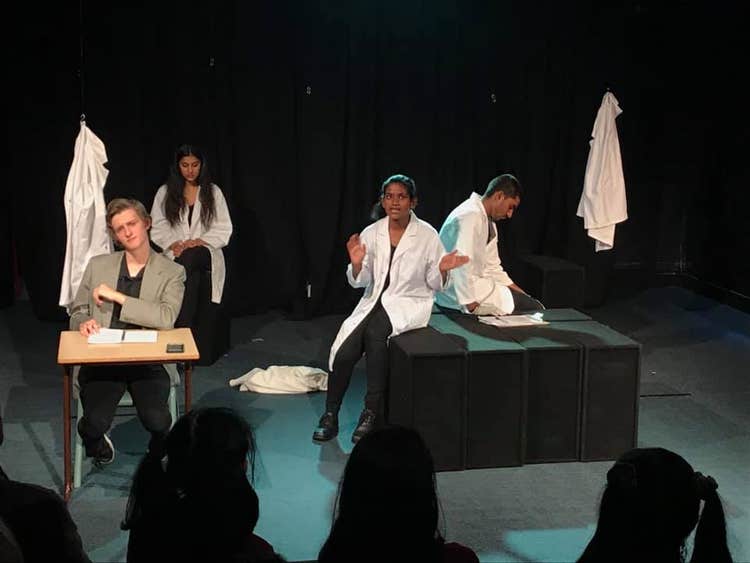 No photo description available.